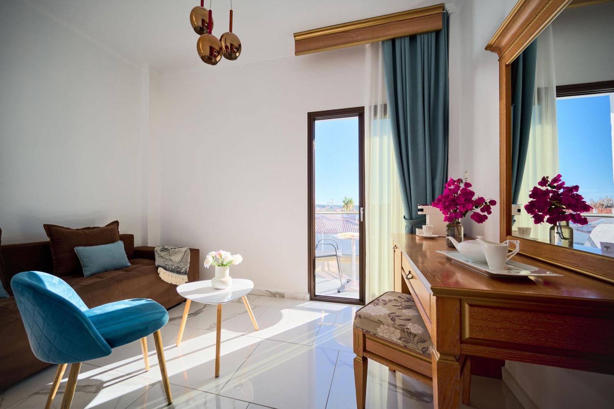 Evlogia Hotel Seafront And Anex By Greek Pride Fourka Dış mekan fotoğraf